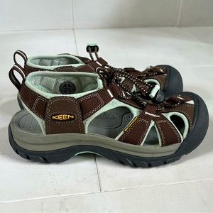 KEEN Newport H2 Brown Teal Waterproof Sandals Women’s 10.5